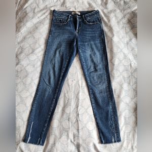 ZARA Mid-rise skinny jeans